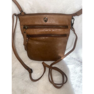 Cochoa Brown Leather Crossbody Purse Travel Bag Pockets Adjustable Strap